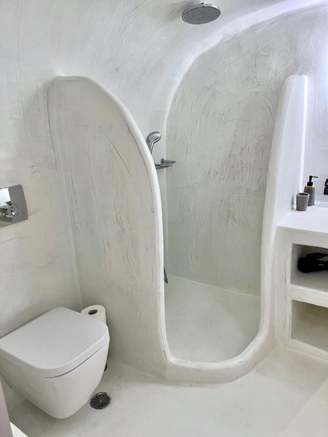 Aidos Santorini Megalochori (Santorini)